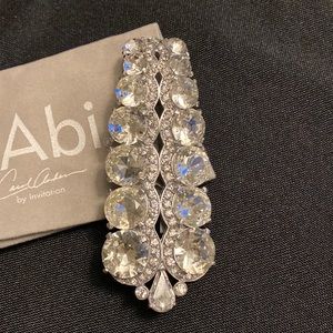 Cabi rhinestone pin brooch